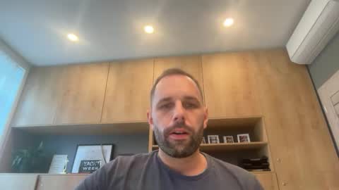 manynaaamess online show from October 23, 2025, 1:10 pm