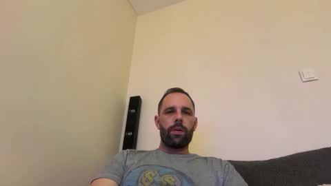 manynaaamess online show from October 27, 2025, 6:45 pm