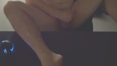 Snapshot of maplefuboi chatting on October 7, 2025, 11:40 am maplefuboi online show from October 7, 2025, 11:40 am