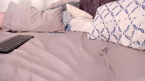 Maria IG M APS01 online show from October 16, 2025, 2:51 pm