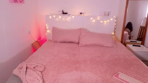     online show from February 15, 2026, 2:14 pm