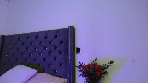 mara4sweet online show from October 22, 2025, 6:40 pm