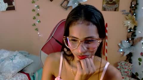 Mara 3 online show from December 17, 2025, 1:17 pm