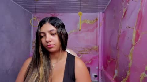 Maraluna online show from June 24, 2026, 1:43 pm