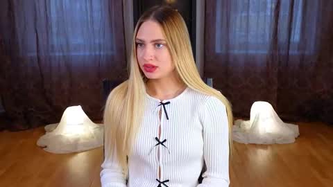 Victoria online show from November 11, 2025, 4:56 am