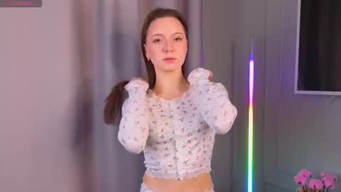 Mary online show from December 17, 2025, 3:07 pm