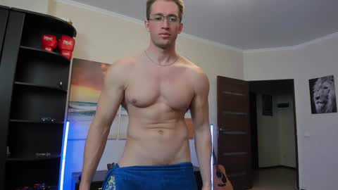 Snapshot of marc105100 chatting on March 7, 2025, 6:54 pm alex marvelxx online show from March 7, 2025, 6:54 pm