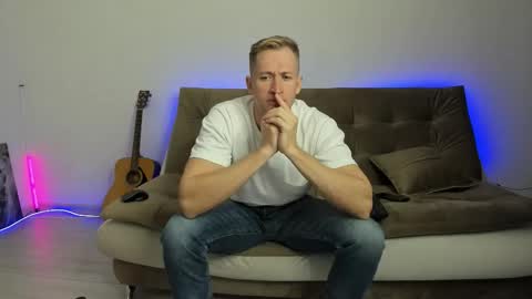 alex marvelxx online show from October 27, 2025, 8:40 am