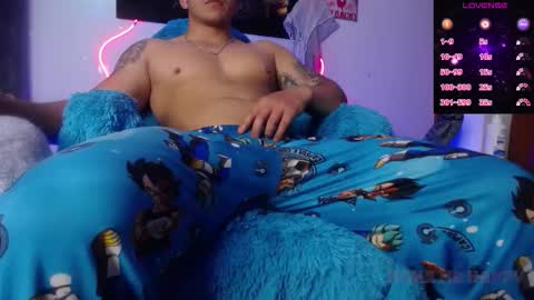 Snapshot of marc_locke chatting on October 13, 2025, 11:27 pm Marc Locke online show from October 13, 2025, 11:27 pm