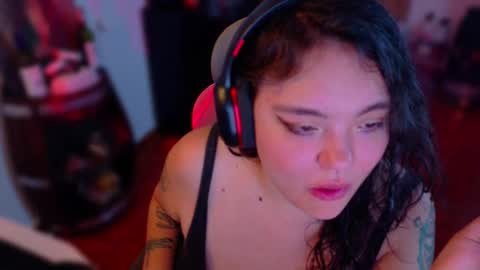 Snapshot of marcela2101s chatting on October 21, 2025, 10:32 pm marcela2101s online show from October 21, 2025, 10:32 pm