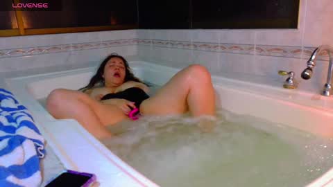 Snapshot of marcela2101s chatting on November 8, 2025, 11:25 pm marcela2101s online show from November 8, 2025, 11:25 pm