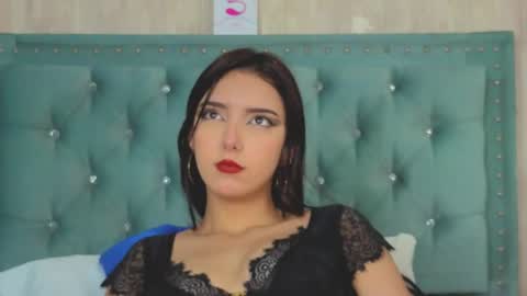 Marcela online show from September 17, 2025, 7:59 pm