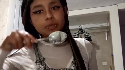 Michell Dayan online show from December 25, 2024, 2:25 am