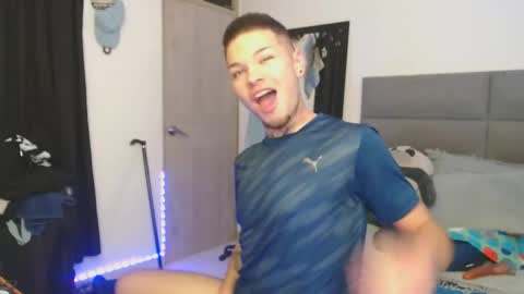 Snapshot of marcelo_m1lk chatting on October 11, 2025, 7:07 am marcelo_m1lk online show from October 11, 2025, 7:07 am