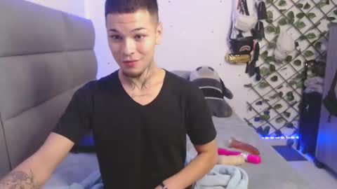 Snapshot of marcelo_m1lk chatting on October 25, 2025, 5:37 am marcelo_m1lk online show from October 25, 2025, 5:37 am