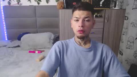 Snapshot of marcelo_m1lk chatting on November 3, 2025, 4:47 am marcelo_m1lk online show from November 3, 2025, 4:47 am