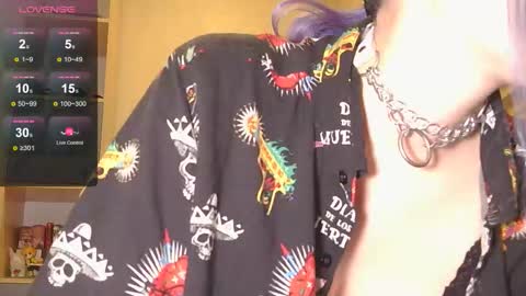 marci_n online show from September 12, 2025, 9:15 pm