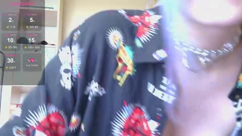 marci_n online show from September 15, 2025, 2:17 pm