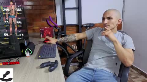 Marck  Independent model  online show from April 3, 2026, 3:48 am