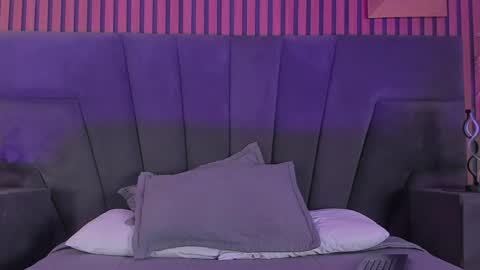 Snapshot of marcoandallice chatting on April 19, 2026, 4:01 am Marco And Allice online show from April 19, 2026, 4:01 am