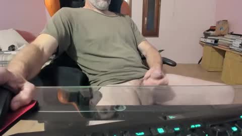 Snapshot of marcodepolo chatting on December 23, 2024, 8:14 pm Marcodepolo online show from December 23, 2024, 8:14 pm