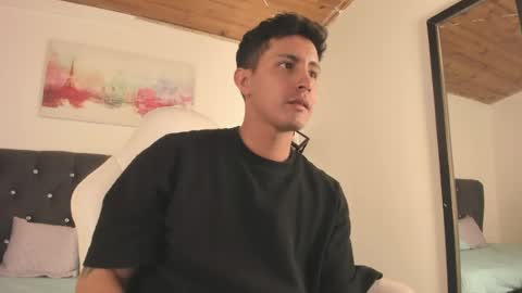 marcos_vieyra online show from May 29, 2026, 8:40 pm
