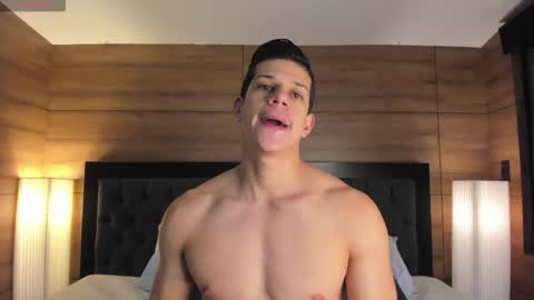 Snapshot of marcosullivan_ chatting on October 7, 2025, 12:24 pm Marco Sullivan online show from October 7, 2025, 12:24 pm