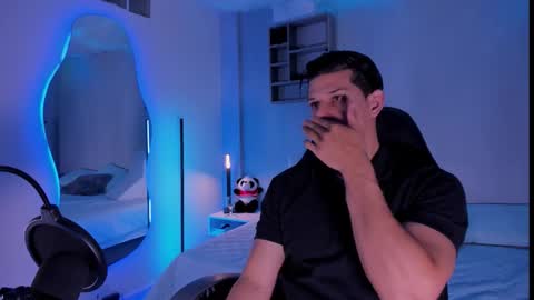 Snapshot of marcosullivan_ chatting on October 25, 2025, 1:18 pm Marco Sullivan online show from October 25, 2025, 1:18 pm