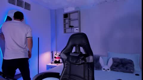 Snapshot of marcosullivan_ chatting on November 16, 2025, 2:00 pm Marco Sullivan online show from November 16, 2025, 2:00 pm