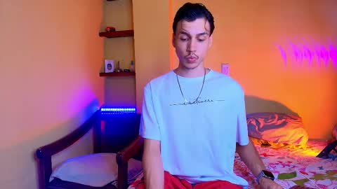 Snapshot of marcus_hanks chatting on September 26, 2025, 5:33 am Marcus Hanks online show from September 26, 2025, 5:33 am