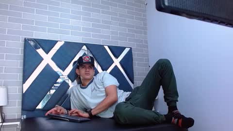 marcus hans online show from October 10, 2025, 12:26 pm