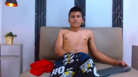 marcus hans online show from November 6, 2025, 6:53 pm