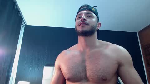 marcus_lafourt online show from December 10, 2024, 2:27 am