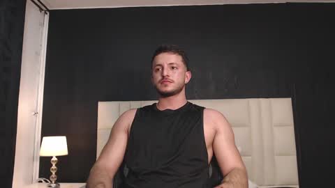 marcus_lafourt online show from January 8, 2025, 11:41 pm