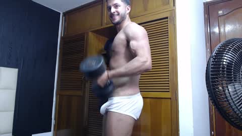marcus_lafourt online show from February 5, 2025, 11:28 pm