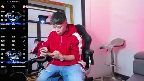 Snapshot of marcuscollins1_ chatting on September 12, 2025, 12:27 pm Marcus online show from September 12, 2025, 12:27 pm