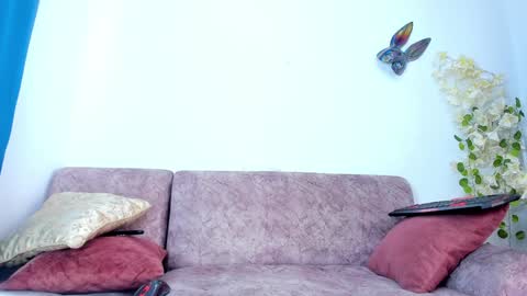 Snapshot of marcussmithx chatting on December 12, 2024, 1:49 pm MARCUS online show from December 12, 2024, 1:49 pm