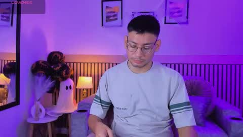 Snapshot of marcuswildx chatting on October 16, 2025, 11:44 am marcus online show from October 16, 2025, 11:44 am