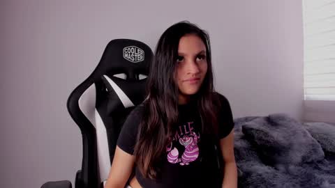Snapshot of mardybum_ chatting on January 20, 2025, 2:14 pm Maria online show from January 20, 2025, 2:14 pm