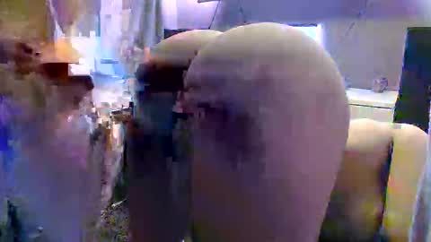 Snapshot of mareeng chatting on October 21, 2025, 7:42 am mareeng online show from October 21, 2025, 7:42 am