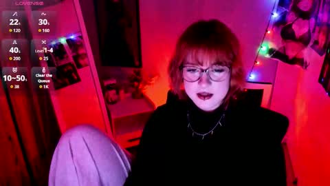 Snapshot of margaret_red chatting on September 11, 2025, 9:15 pm Margaret online show from September 11, 2025, 9:15 pm