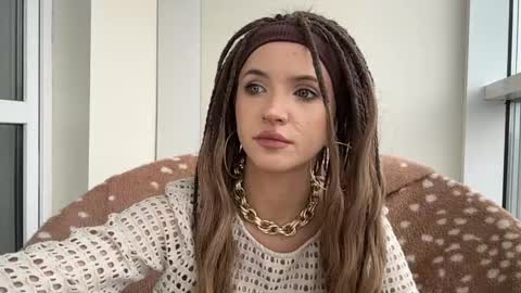 Emily online show from May 19, 2026, 9:15 am