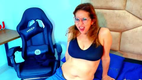 Snapshot of margareth_rouss7 chatting on March 18, 2026, 1:03 pm margareth online show from March 18, 2026, 1:03 pm