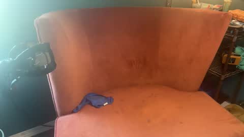 Elle online show from November 7, 2025, 1:55 pm