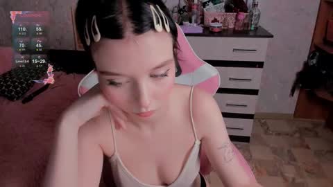 Margot online show from October 13, 2025, 5:13 pm