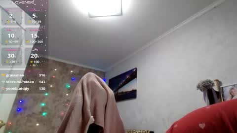 Snapshot of mari_77777 chatting on February 5, 2025, 5:30 am Mari online show from February 5, 2025, 5:30 am