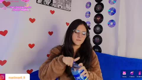 Snapshot of mari_mar69 chatting on June 4, 2026, 10:54 am mari_mar69 online show from June 4, 2026, 10:54 am