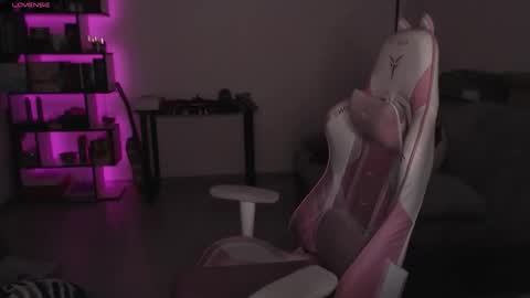 mari moore online show from December 21, 2025, 9:00 pm