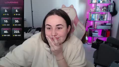 mari moore online show from March 23, 2026, 7:23 am