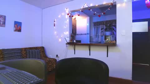 Maria fernanda online show from February 20, 2025, 9:31 pm